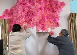 楓の家デイサービス　創作活動🌸桜の木🌸～完成編～