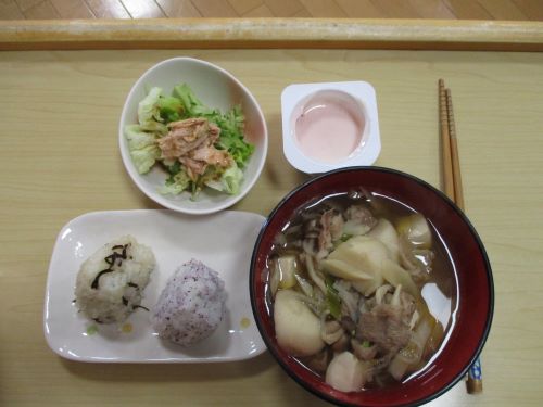 香紅の里　芋煮会