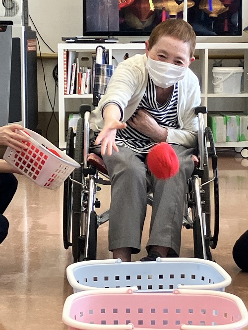 かがやきの丘「直線まり入れ」通所リハビリテーション