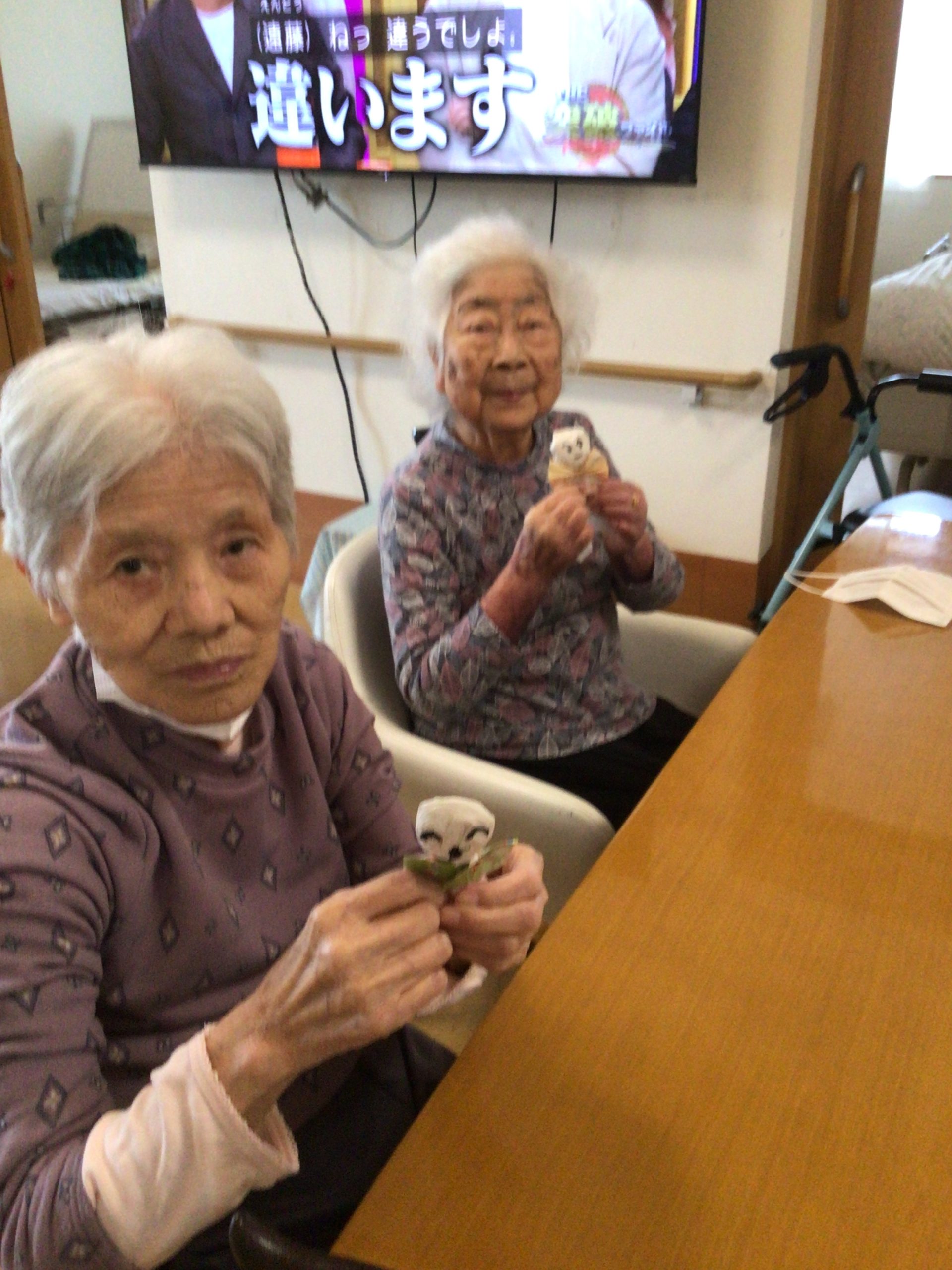 湖山ケアサービス米沢　本人に似ているてるてる坊主