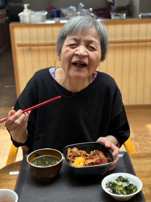楓の家ヒメリンドウ棟～うまいもの市～