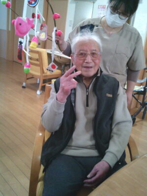 香紅の里　だんご木飾り