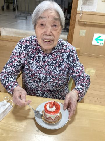 お誕生日会をしました！！