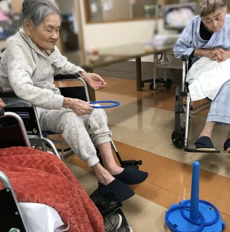 山形県川西町 慢性期病院 | 輪投げ大会☺ | 医)緑愛会 川西湖山病院